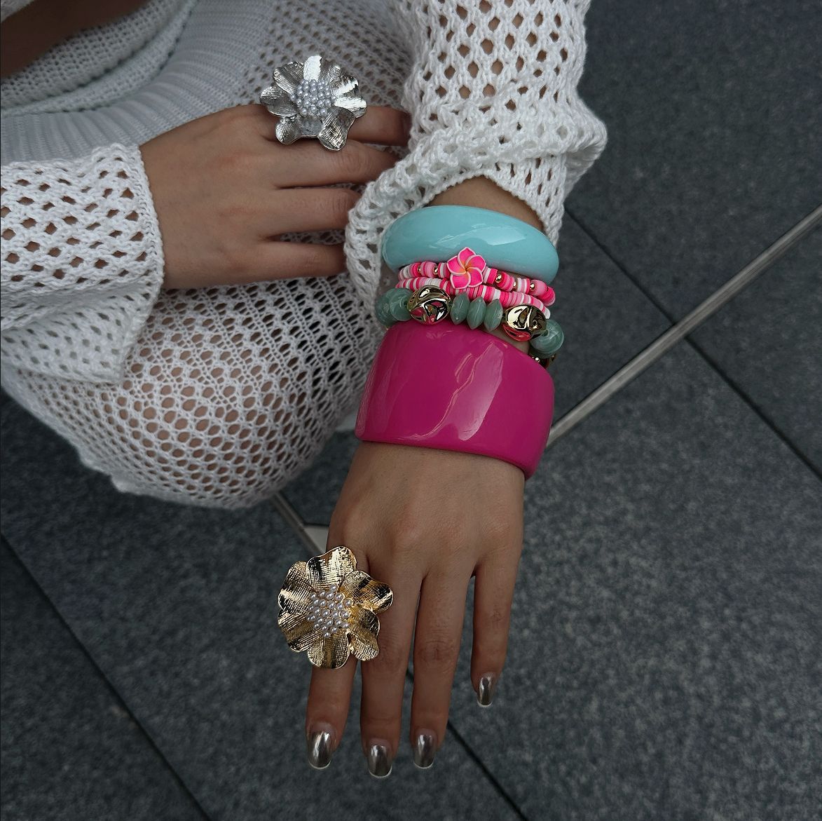 Bohemian Casual Floral Resin Plated Bracelet