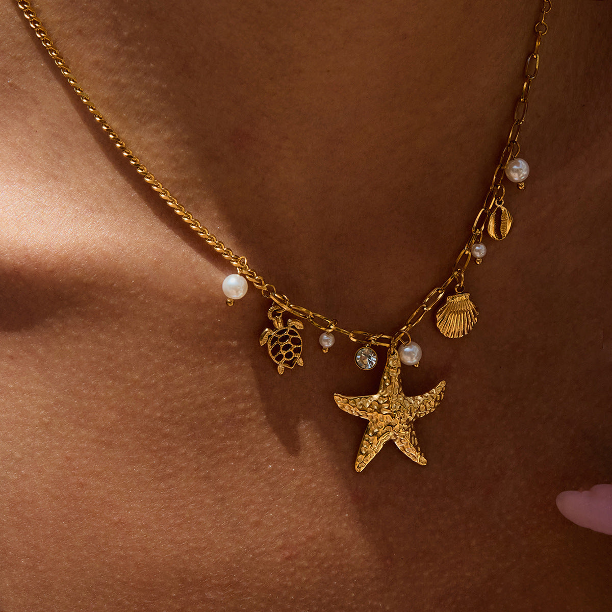 Geometric Starfish Pendant Necklace in Titanium Steel with Electroplated Finish for Women