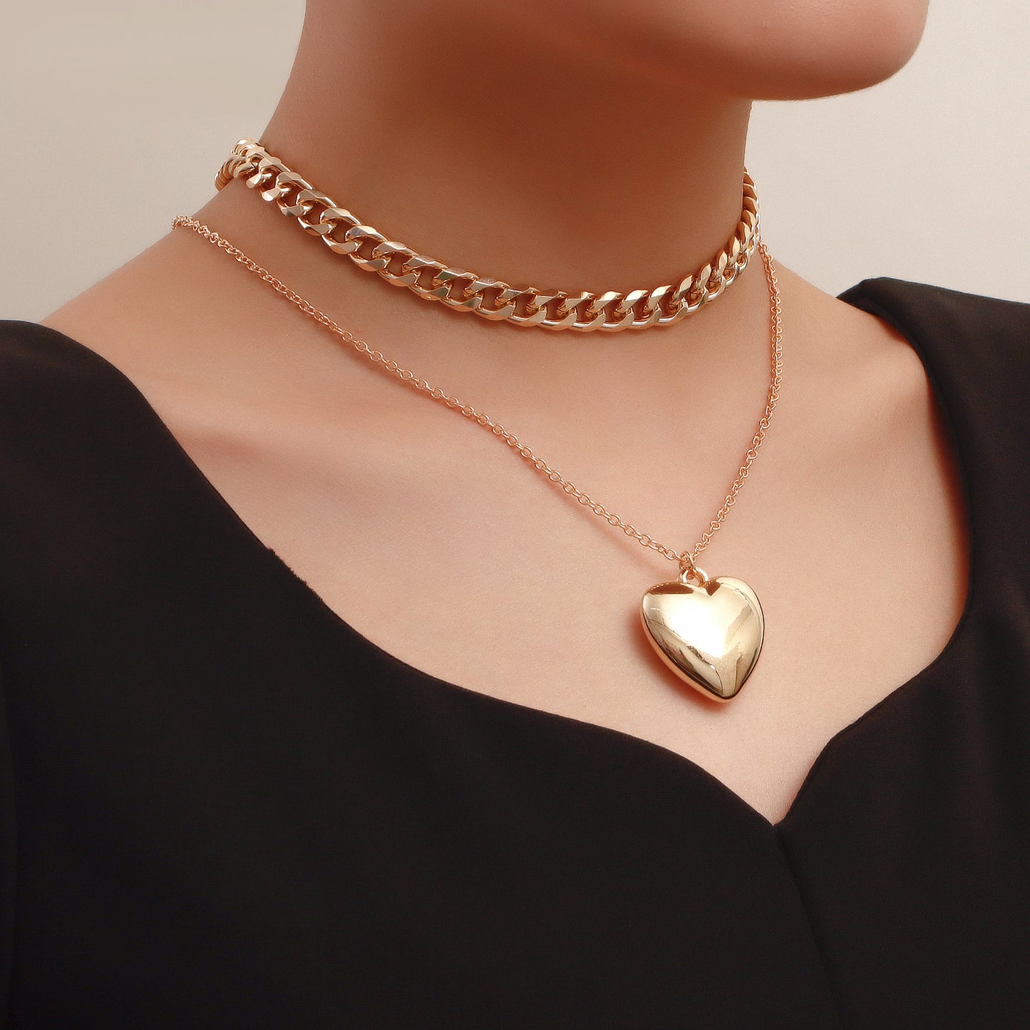Minimalist Geometric Double-Layer Choker Necklace with Large Heart Pendant in Alloy with Plated Finish for Women