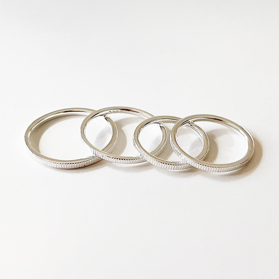 Anello Minimalista Geometrico Placcato in Argento Sterling 925