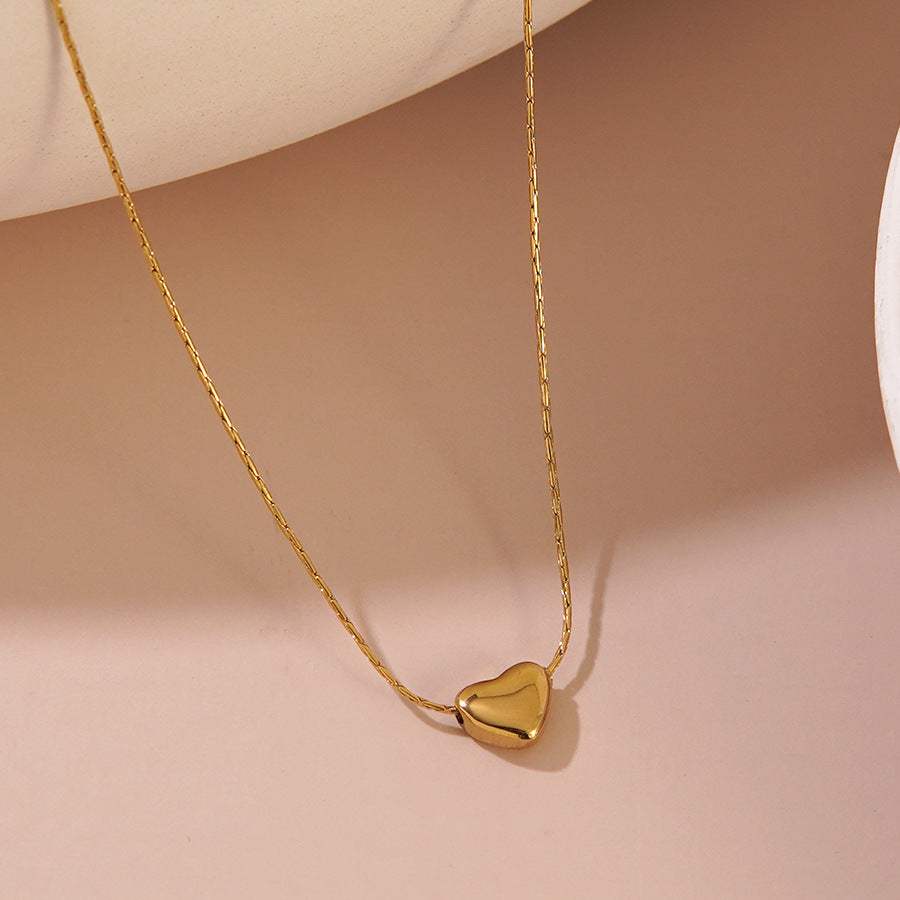 Elegante collana a cuore placcata in acciaio inossidabile da donna