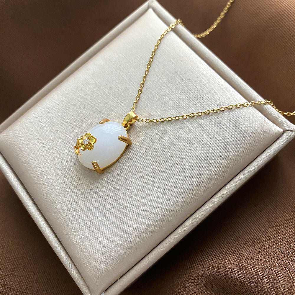 Collana con Ciondolo Floreale Minimalista per Donne e Uomini in Acciaio al Titanio con Catena a Serpente, Finitura Galvanizzata e Design Irregolare