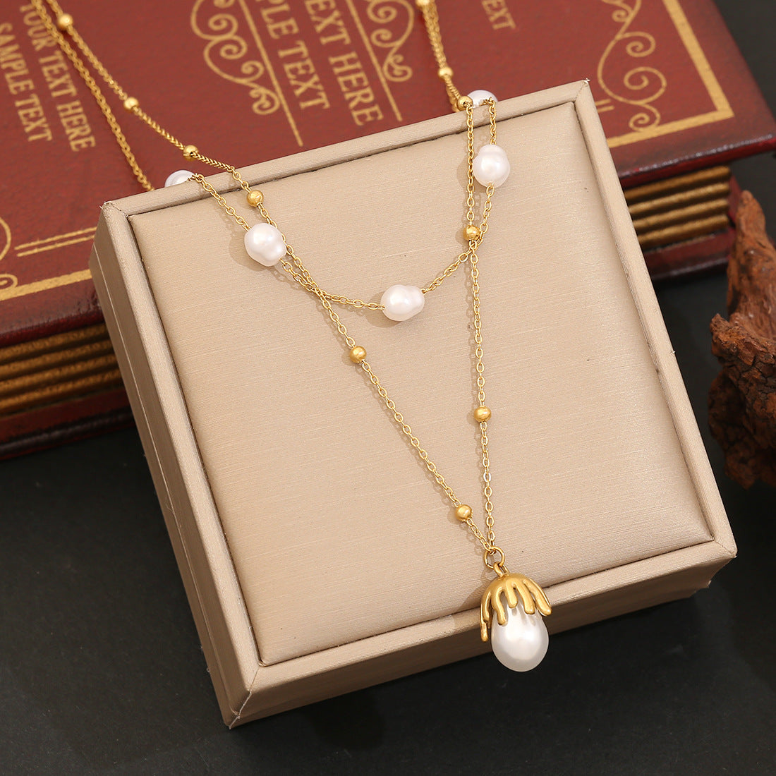 Set di Collana da Donna Elegante a Forma di Lampadina Irregolare con Perle Imitazione, Doppia Catena a O in Acciaio Inossidabile e Finitura Elettroplaccata