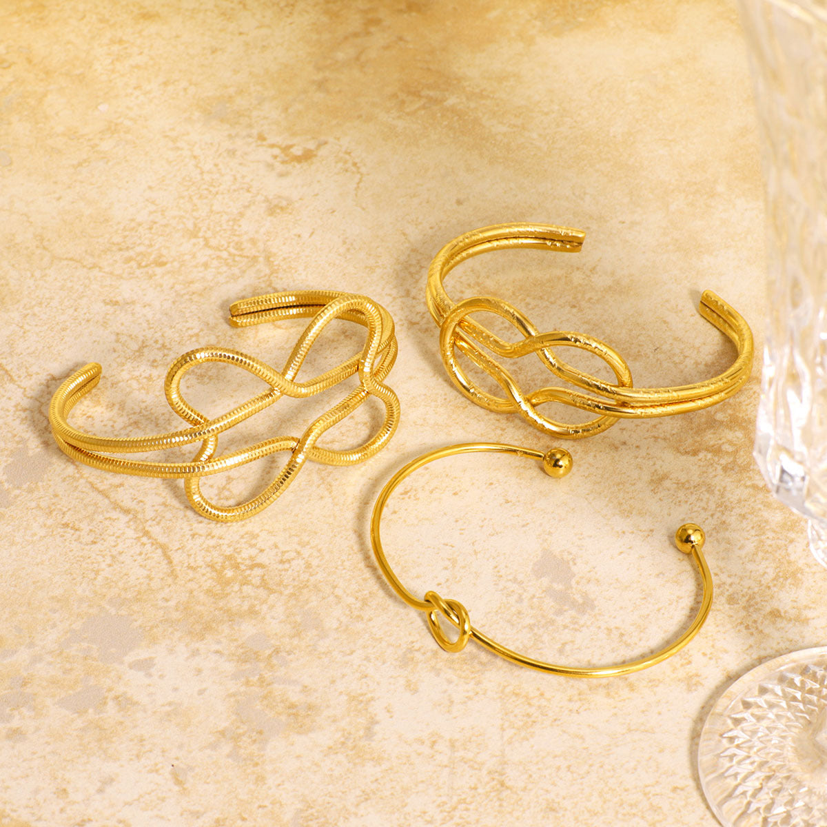 Minimalist Vintage Geometric Stainless Steel Bracelet with 18K Gold Plating for Women