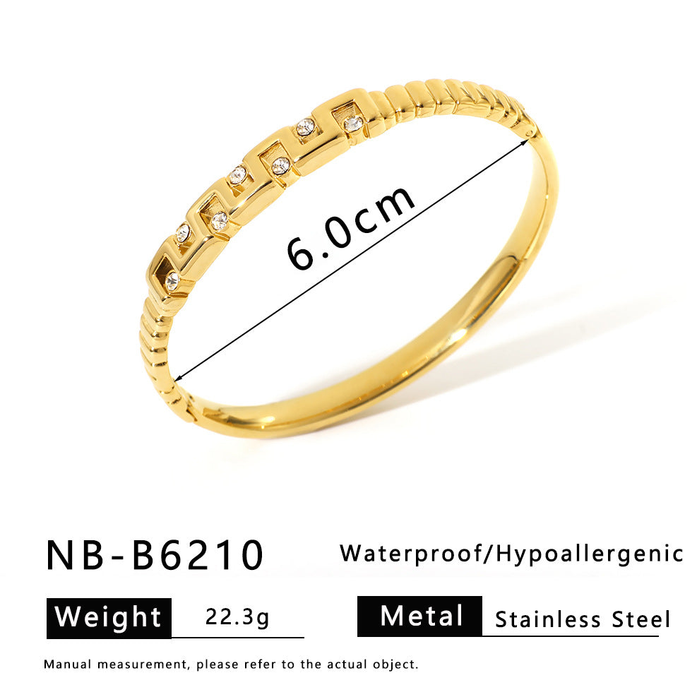 Bracciale da donna in acciaio inossidabile geometrico minimalista con placcatura sottovuoto in oro 18 carati