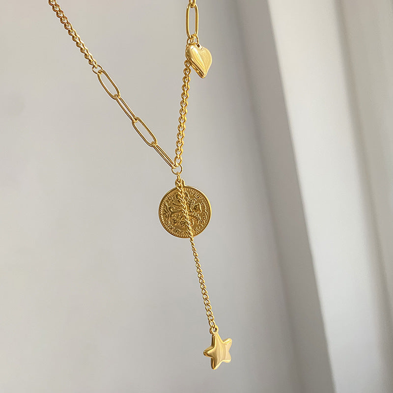 Round Queen Head Tassel Star Titanium Steel Plated Pendant Necklace with Cable Chain
