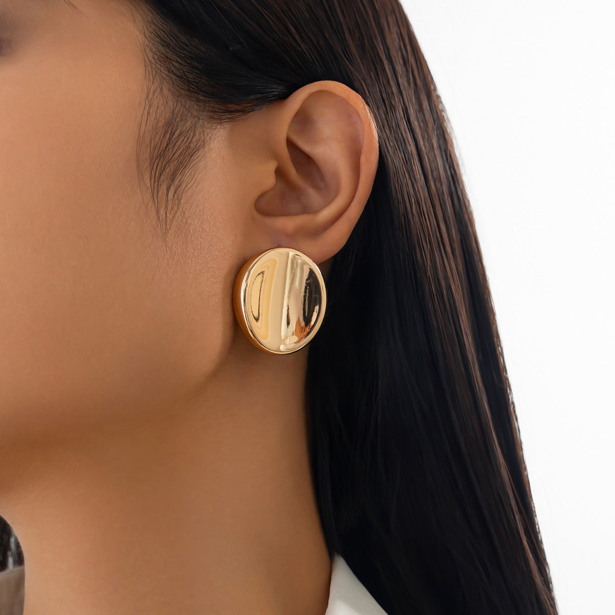 Minimalist Geometric Round Polished Alloy Stud Earrings with Irregular Wave Texture for Women