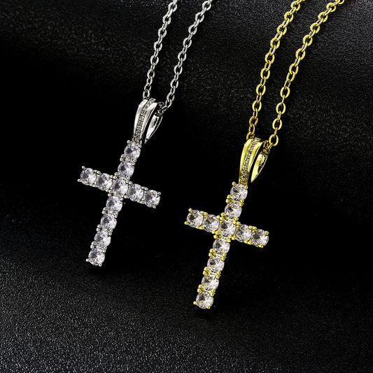 Collana minimalista con pendente a croce in rame con intarsio in zircone su catena a O, unisex per tutti i giorni
