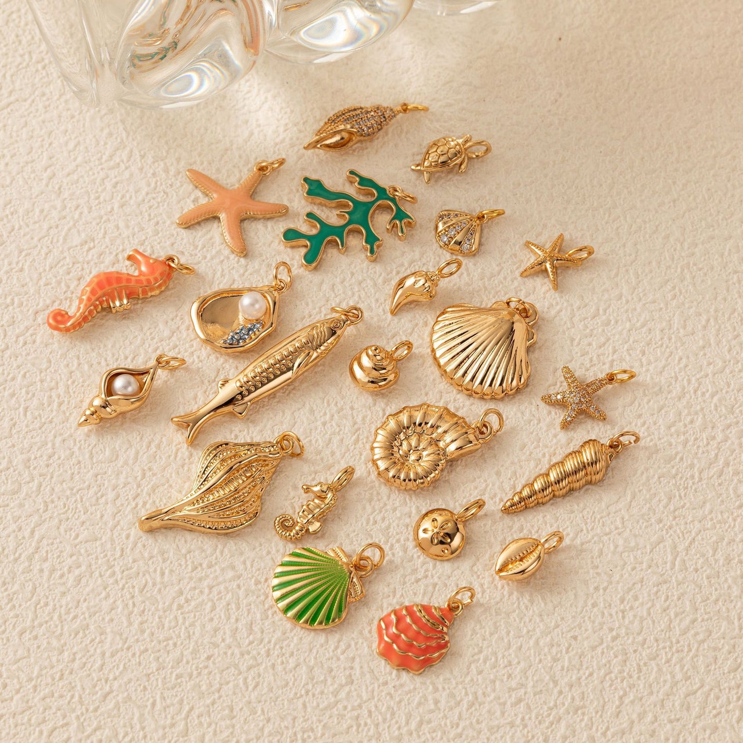 Minimalist Starfish Seahorse Shell Coral Fish Pendant Necklace with Pearl Inlay for Unisex