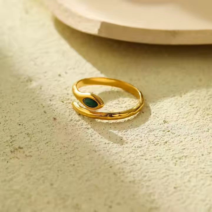 Anillo de acero inoxidable geométrico minimalista con acabado chapado para mujer Joyería de lujo
