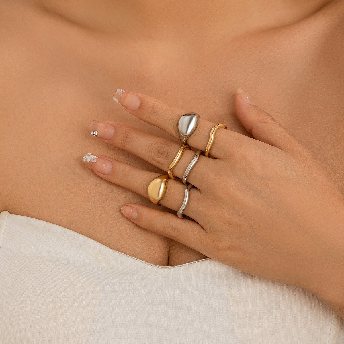 Minimalist Geometric Hollow Liquid-Design Alloy Ring Set with Polished Finish for Women