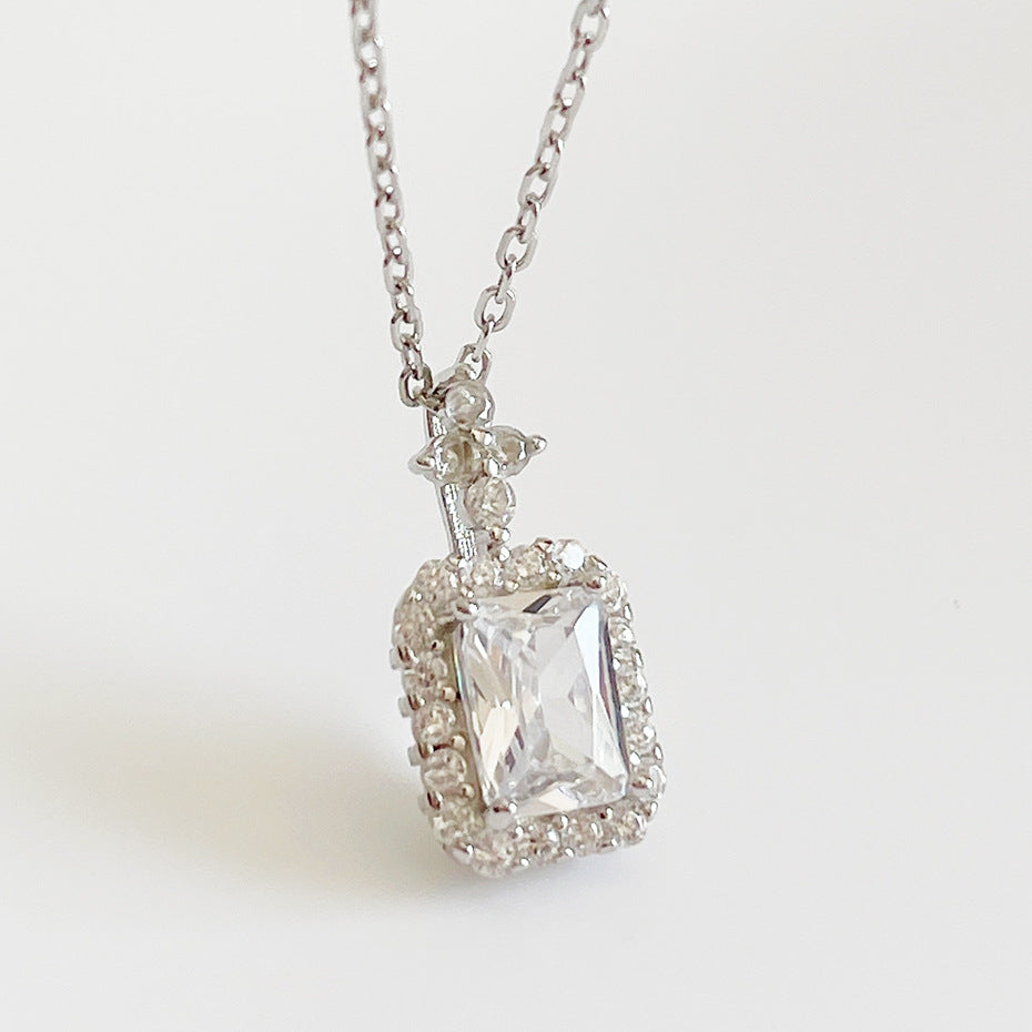 Minimalist Geometric S925 Sterling Silver Necklace with Zircon Inlay and Silver Beads