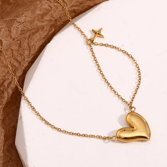 Collana da donna minimalista vintage con ciondolo a forma di cuore in acciaio inossidabile placcato oro 18 carati