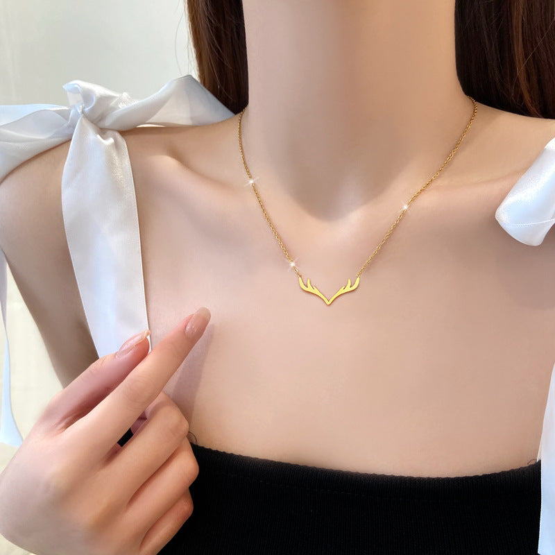 Minimalist Titanium Steel Geometric Collar Necklace Fresh and Sweet Floral Pendant