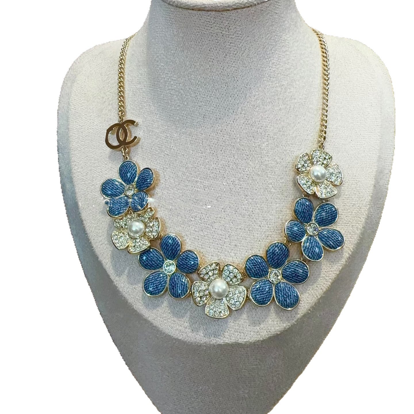 Elegante Collana da Donna in Ottone Placcato Oro con Strass e Fiori di Lusso