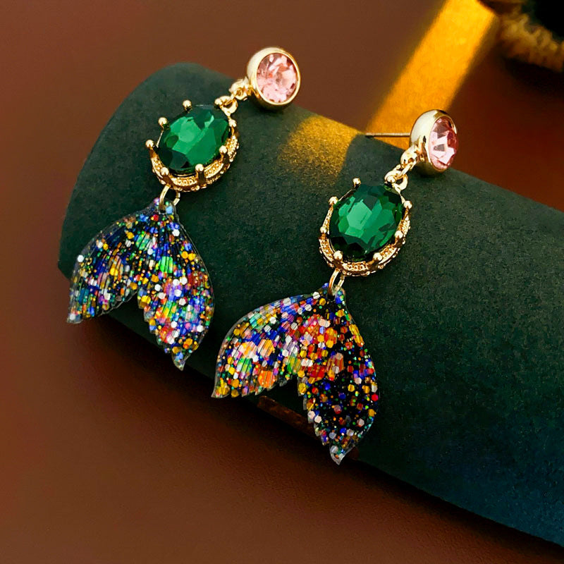Vintage-Style Fish Tail Earrings with Rhinestone Inlay in Alloy with Plated Steel Posts for Women