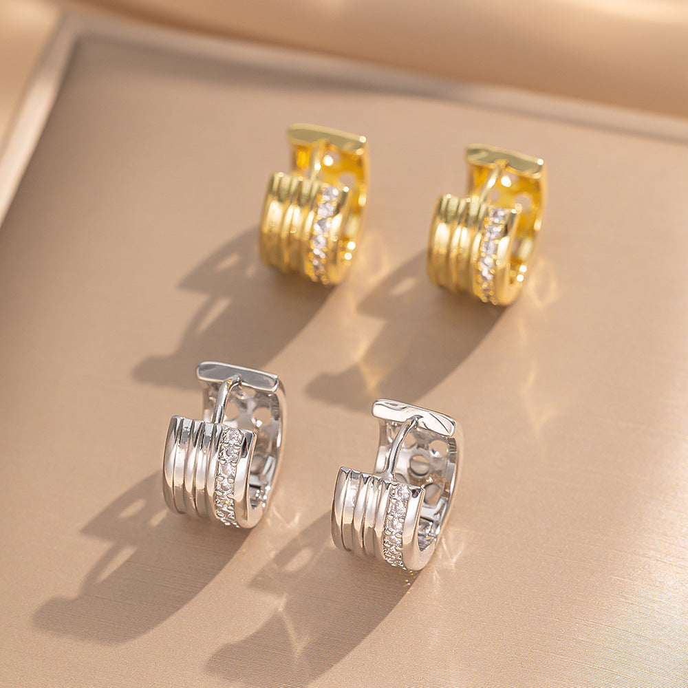 Minimalist Modern Heart-Shaped Gold-Plated Copper Earrings with Zircon Accents for Women
