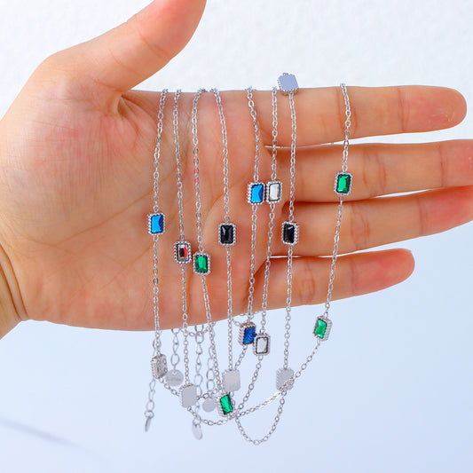 Minimalist Geometric Titanium Steel Necklace for Women with Rhinestone Inlay and Plated Finish
