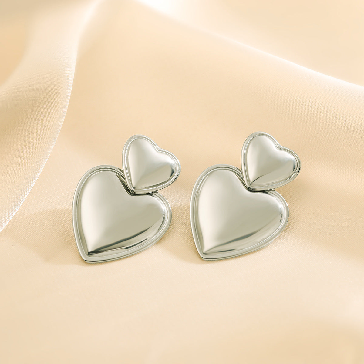 Minimalist Heart-Shaped Polished Stainless Steel Earrings for Women with Gold Plating