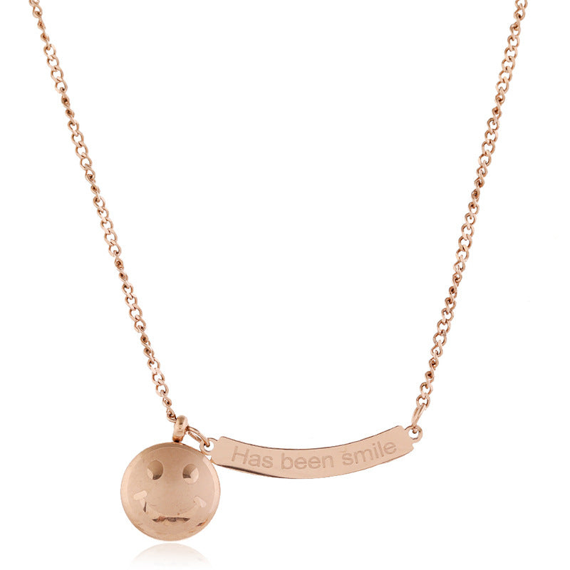 Collana Pendente Faccina Sorridente Minimalista per Uomo e Donna in Acciaio al Titanio con Finitura Placcata