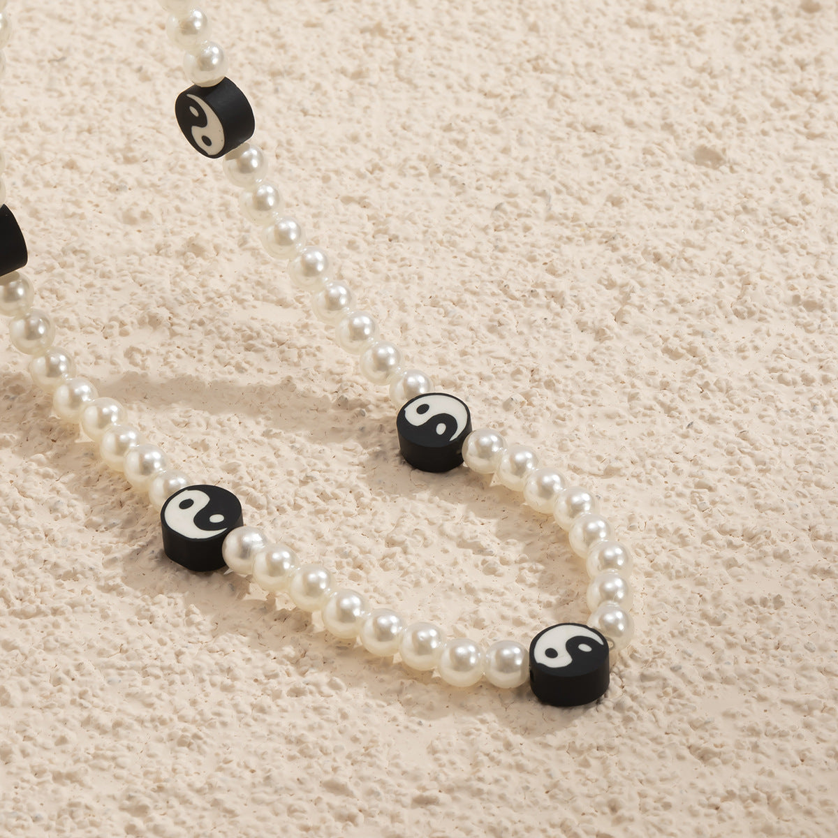 Minimalist Geometric Resin Tai Chi Necklace for Women with Beaded Accent and Round Ball Chain