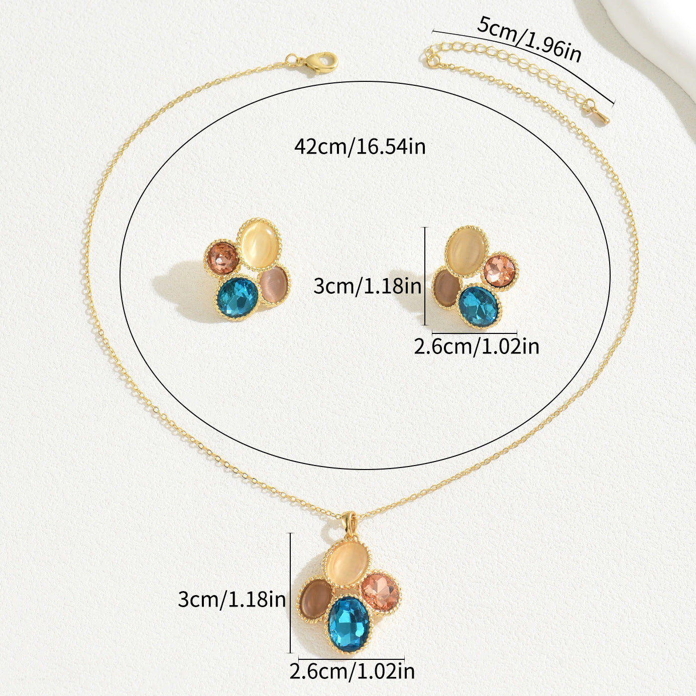 Set di collana e orecchini geometrici minimalisti da donna in rame con strass placcati oro per un'eleganza quotidiana