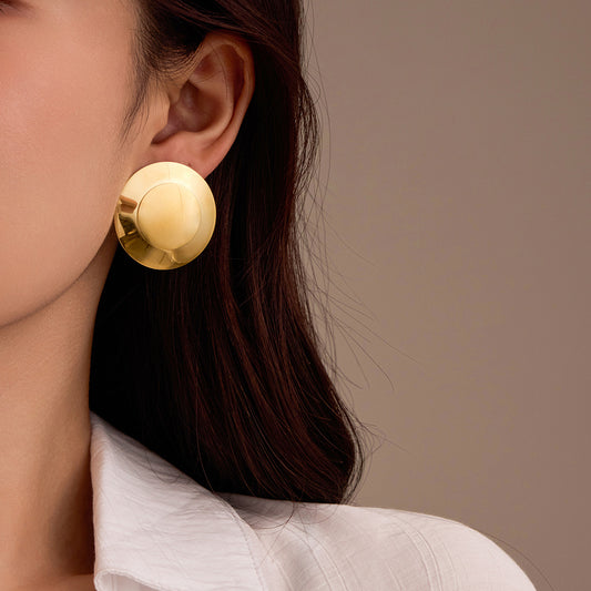 Pendientes de botón redondos minimalistas de acero inoxidable a la moda con baño de oro de 18 quilates para mujer