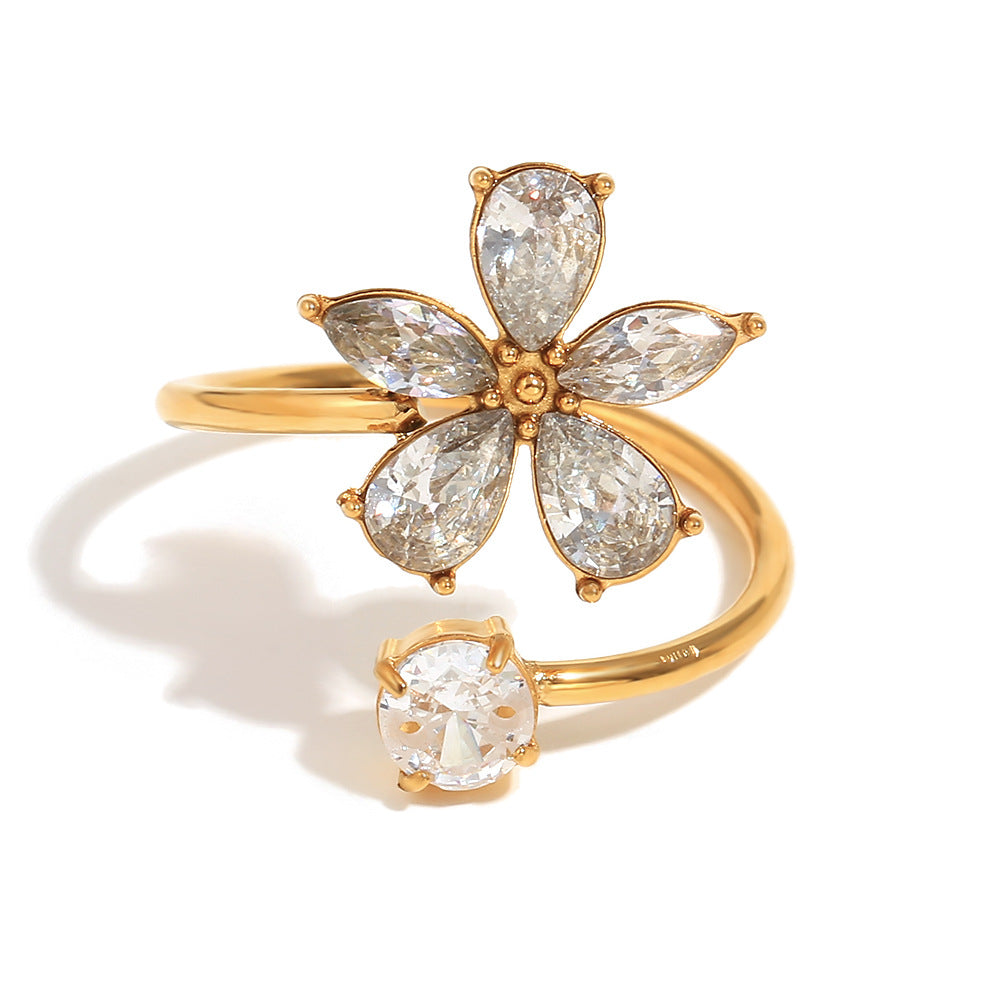 Anillo Minimalista Geométrico de Acero Inoxidable con Flores y Diamantes Blancos y Chapado en Oro de 18K para Mujer