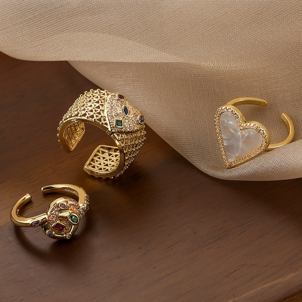 Minimalist Geometric Heart-Shaped Copper Ring with Gold Plating for Women
