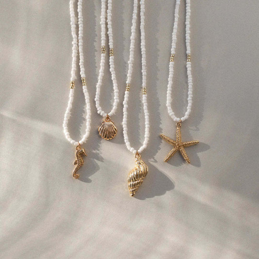 Minimalist Seashell and Seahorse Pendant Necklace in Stainless Steel with 18K Gold Vacuum Plating for Unisex Wear