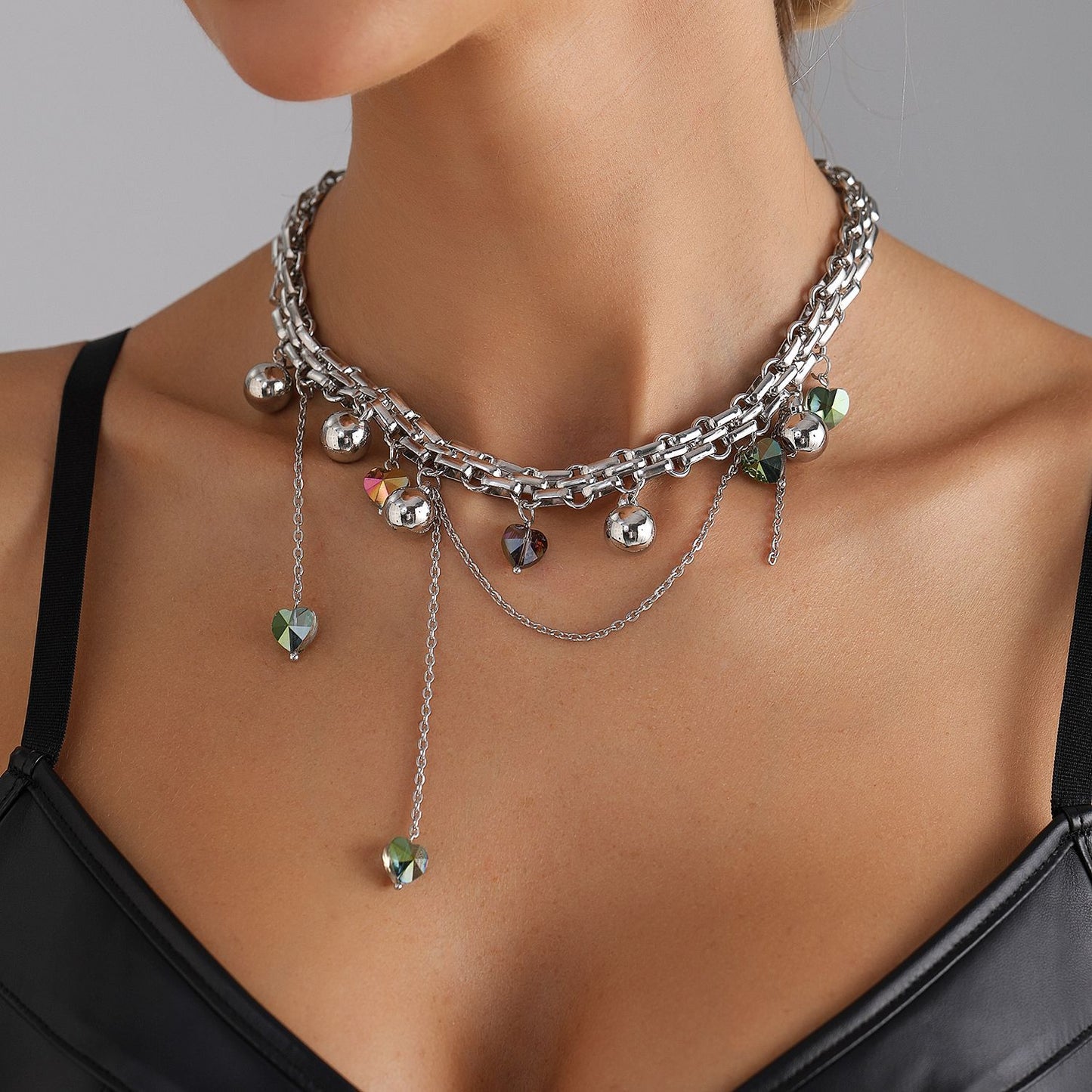 Vintage Heavy-Duty Heart Geometric Alloy Plated Necklace for Women