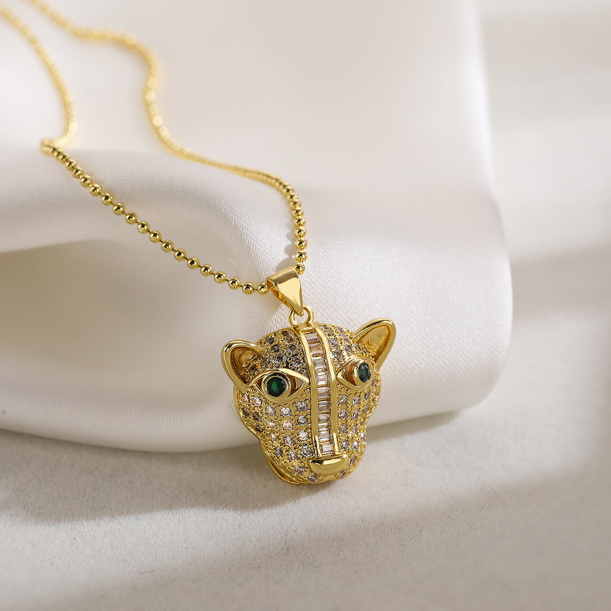 Minimalist Leopard Head Pendant Necklace for Women in Copper with 18K Gold Plating and Zircon Accents