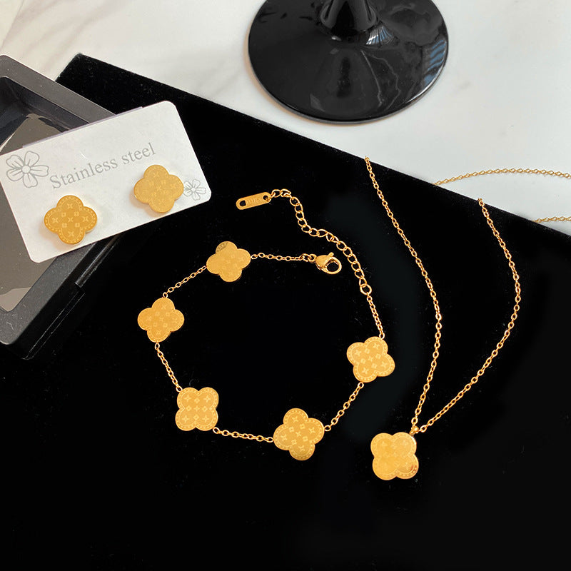 Minimalist Floral Plated Titanium Steel Necklace Cable Chain Unisex Jewelry