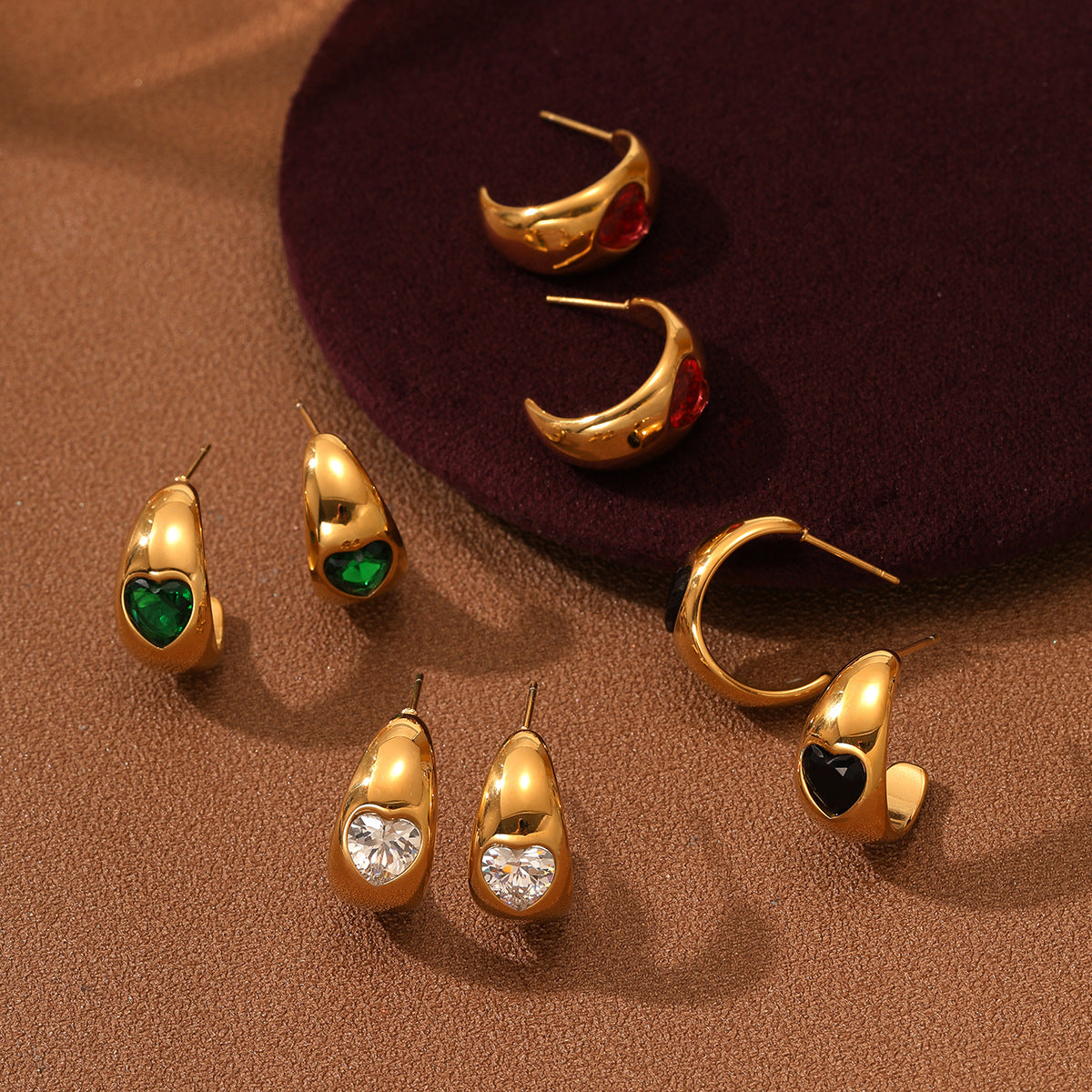 Orecchini a cerchio a forma di cuore in acciaio inossidabile placcato oro 18K con zirconi, stile vintage, da donna