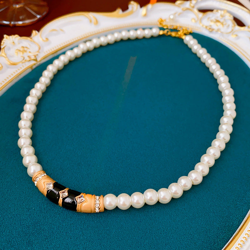 Collana con ciondolo geometrico vintage in lega per donna con catena a medaglione placcata