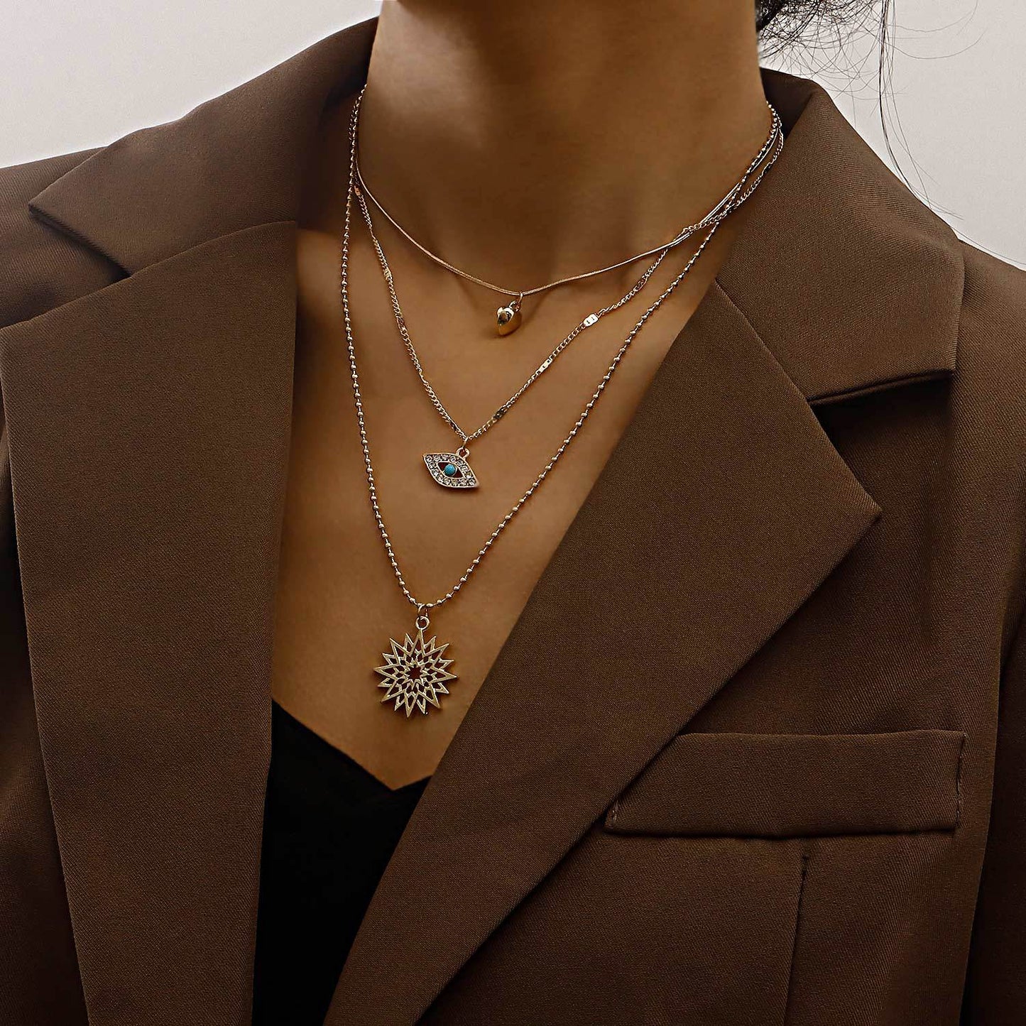 Vintage Minimalist Multi-Layer Beaded Snake Chain Necklace with Rhinestone-Embellished Evil Eye and Heart Pendant for Women