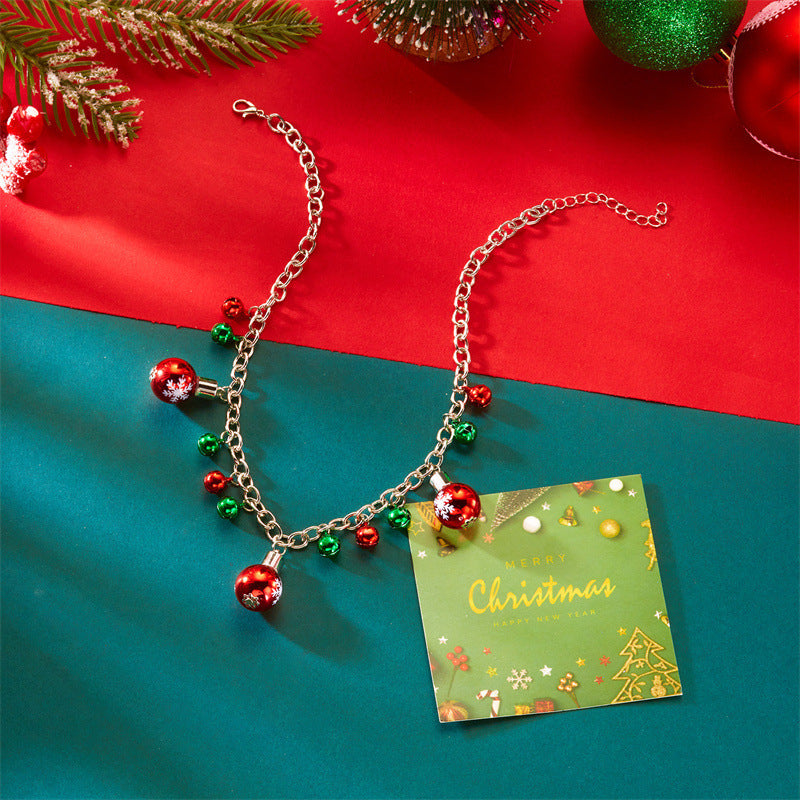 Collar de moda navideño para mujer con dije acrílico de campana, base de aleación de zinc, acabado galvanizado, cadena O, motivos festivos de copos de nieve y renos