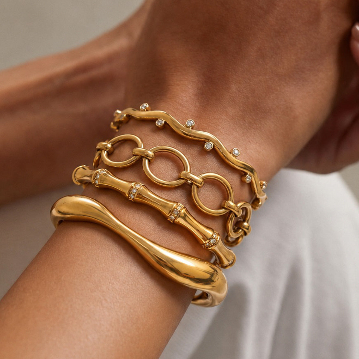 Hip-hop Luxury Geometric Rhinestone Inlaid Bamboo Joint PVD Stainless Steel Bracelet with OT Clasp