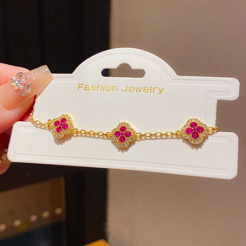 Luxury Elegant 18K Gold Plated Brass Floral Inlaid Cubic Zirconia Bracelet for Women