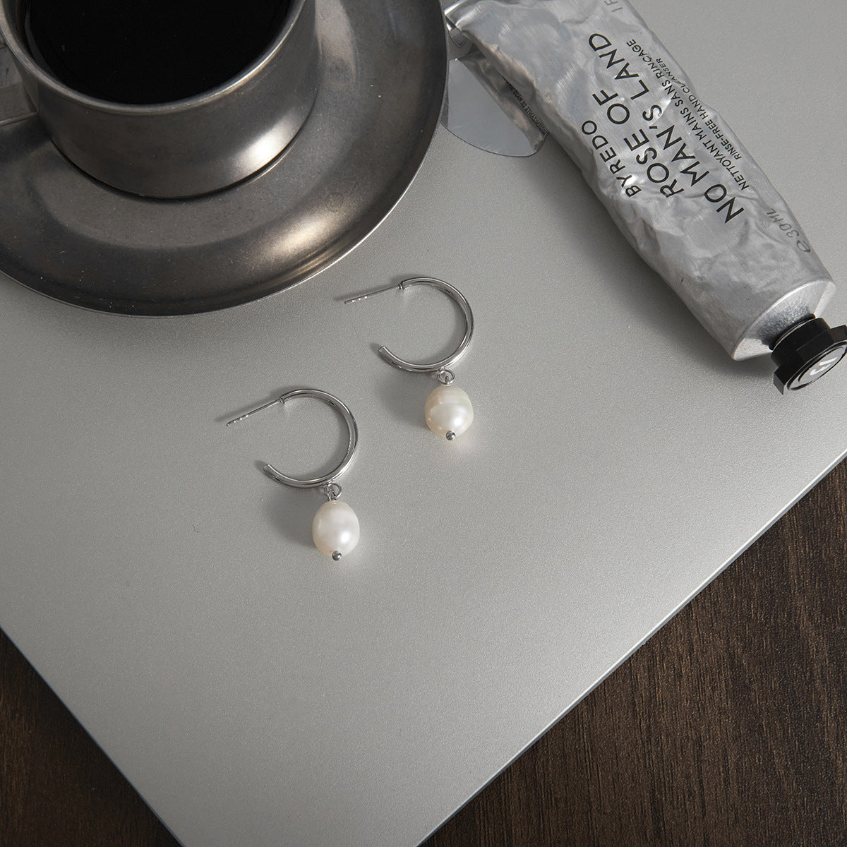 Minimalist Geometric Stainless Steel Plated Pearl Earrings for Women