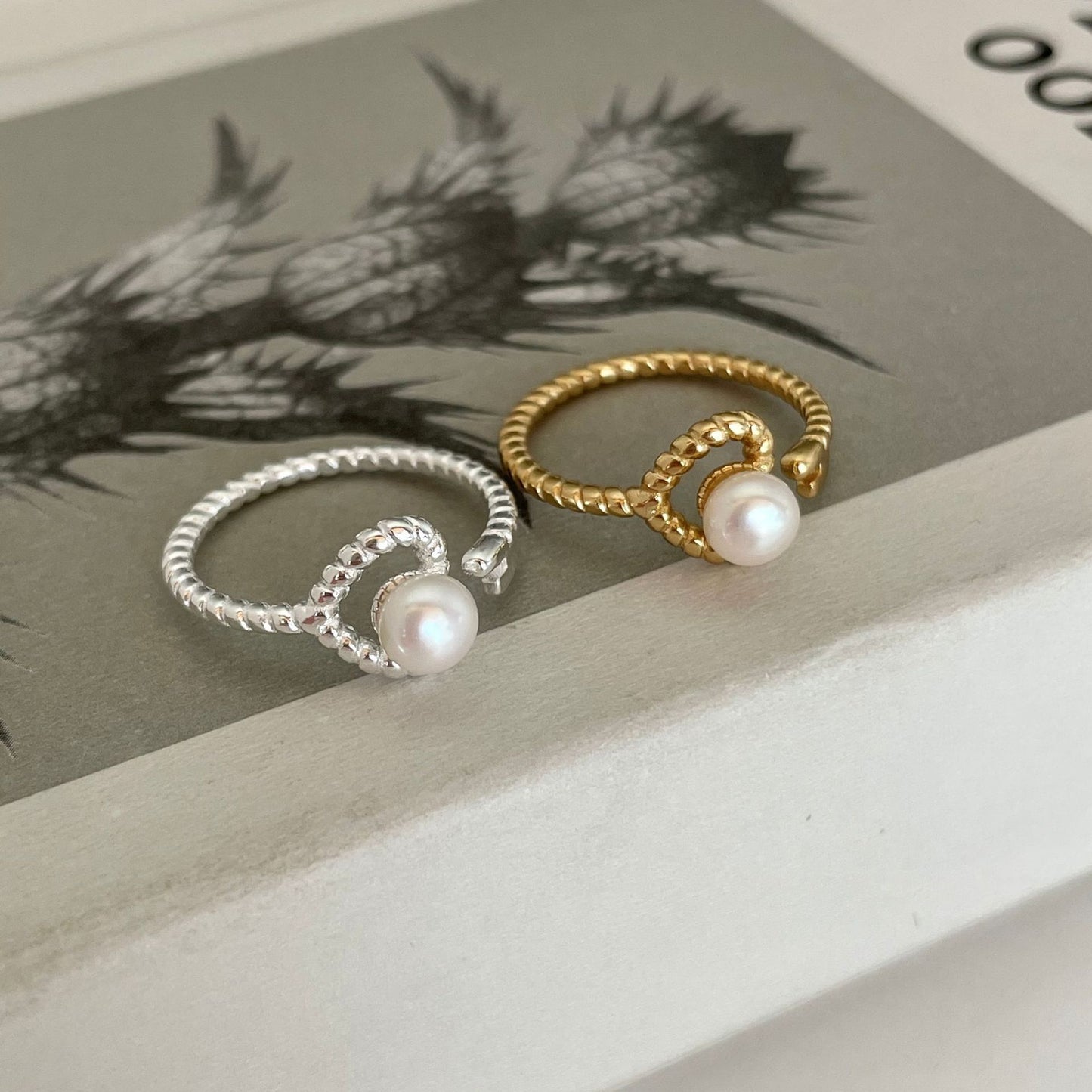 Minimalist Heart-Shaped 925 Sterling Silver Ring with Pearl Inlay for Women