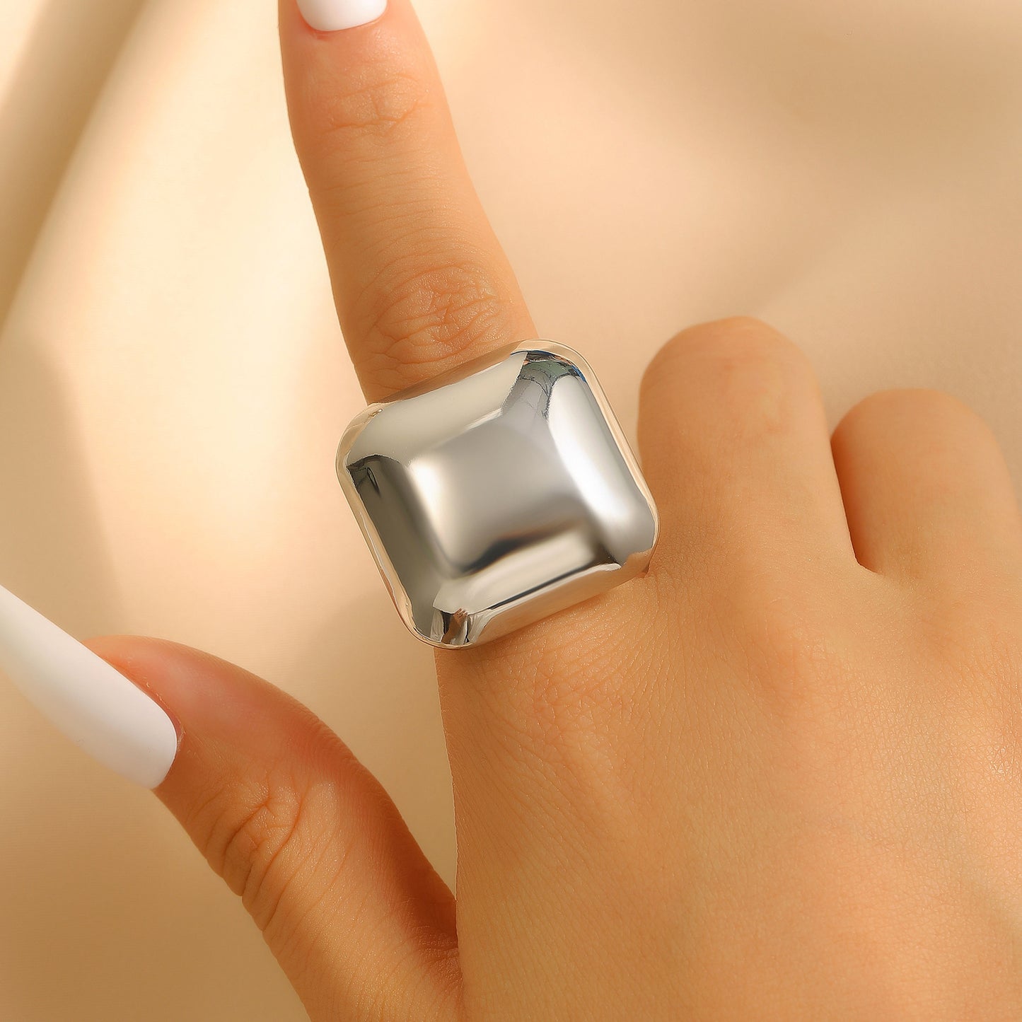 Anello Aperto da Donna a Goccia d'Olio Placcato in Lega con Motivo Floreale Geometrico Esagerato