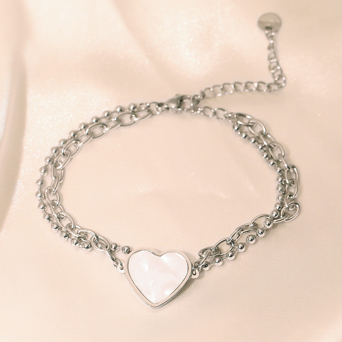 Bracciale da donna minimalista a forma di cuore in acciaio inossidabile placcato oro 18 carati, bracciale alla moda impilabile a doppio strato