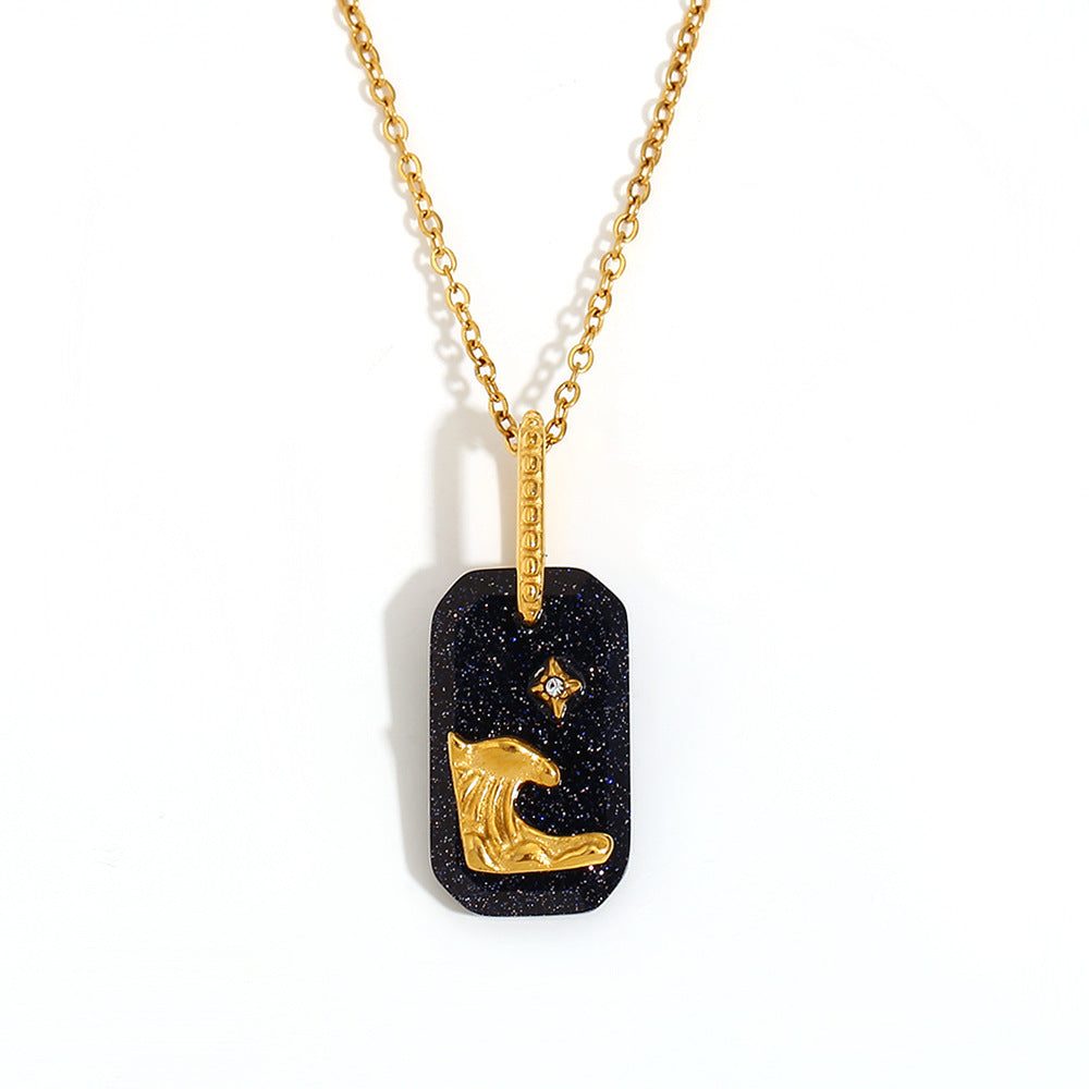 Collana con Pendente a Cuore Floreale Vintage in Agata Rossa da Donna con Catena in Acciaio Inox e Placcatura in Oro 18K
