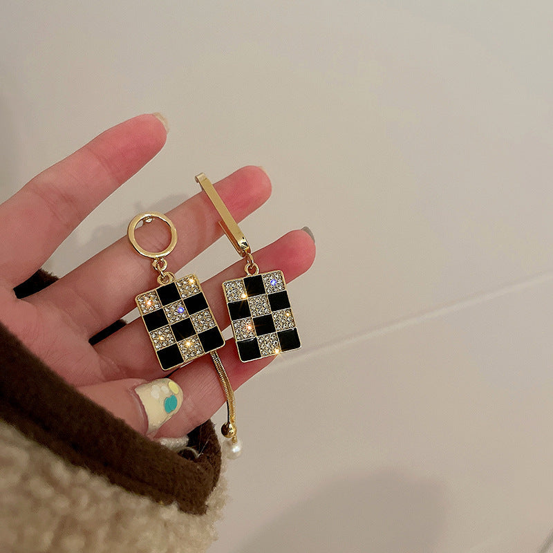 Vintage Geometric Earrings with Enamel Finish in Copper Base and Steel Posts for Women