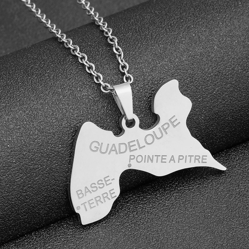 Collana Etnica Vintage con Pendente Geometrico in Acciaio Inossidabile con Ciondolo in Acciaio al Titanio e Finitura Placcata