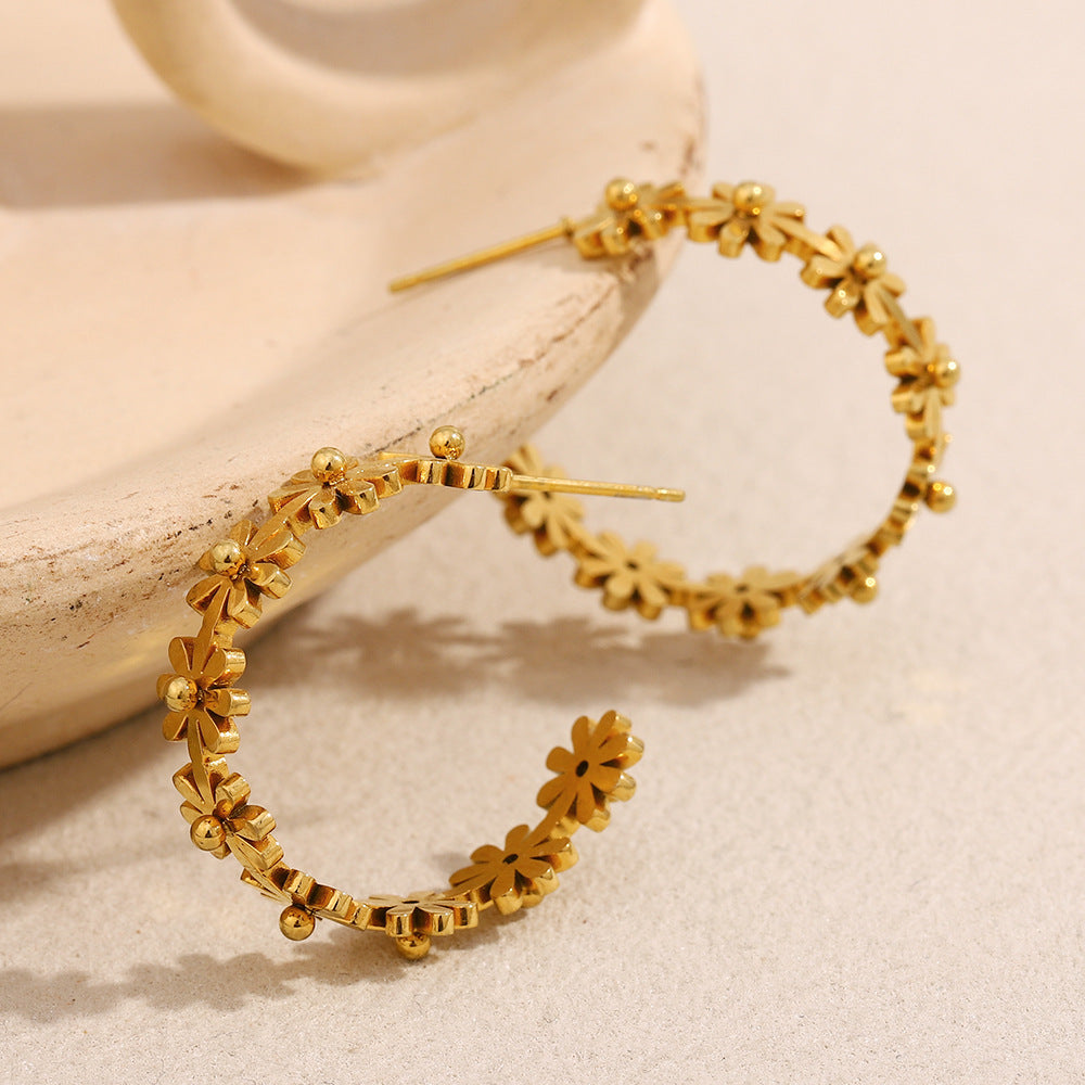 Fashion Vintage 18K Gold Plated Stainless Steel Floral C-Shaped Hoop Earrings for Women