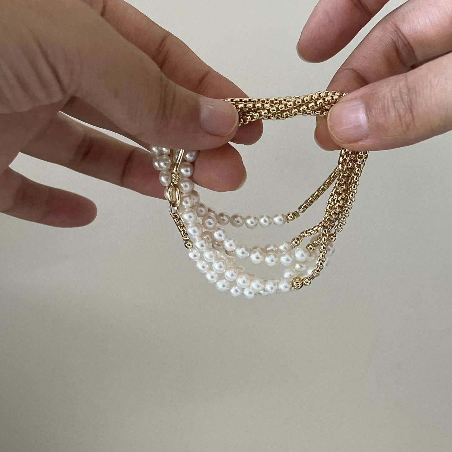 Collar con Colgante de Acero de Titanio Estilo Vintage Elegante con Diseño en Forma de Corazón y Acabado Bañado para Mujer