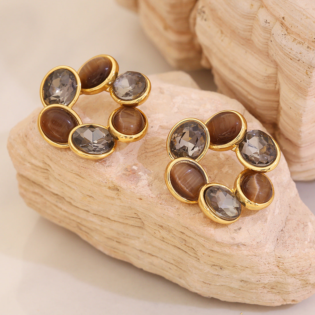 Vintage Geometric Round Cat's Eye Stud Earrings in Stainless Steel with Plating Finish