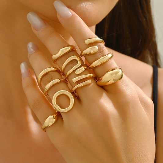 Set de anillos abiertos ajustables para mujer con diseño geométrico, fabricado en aleación de zinc con acabado chapado para un estilo versátil.